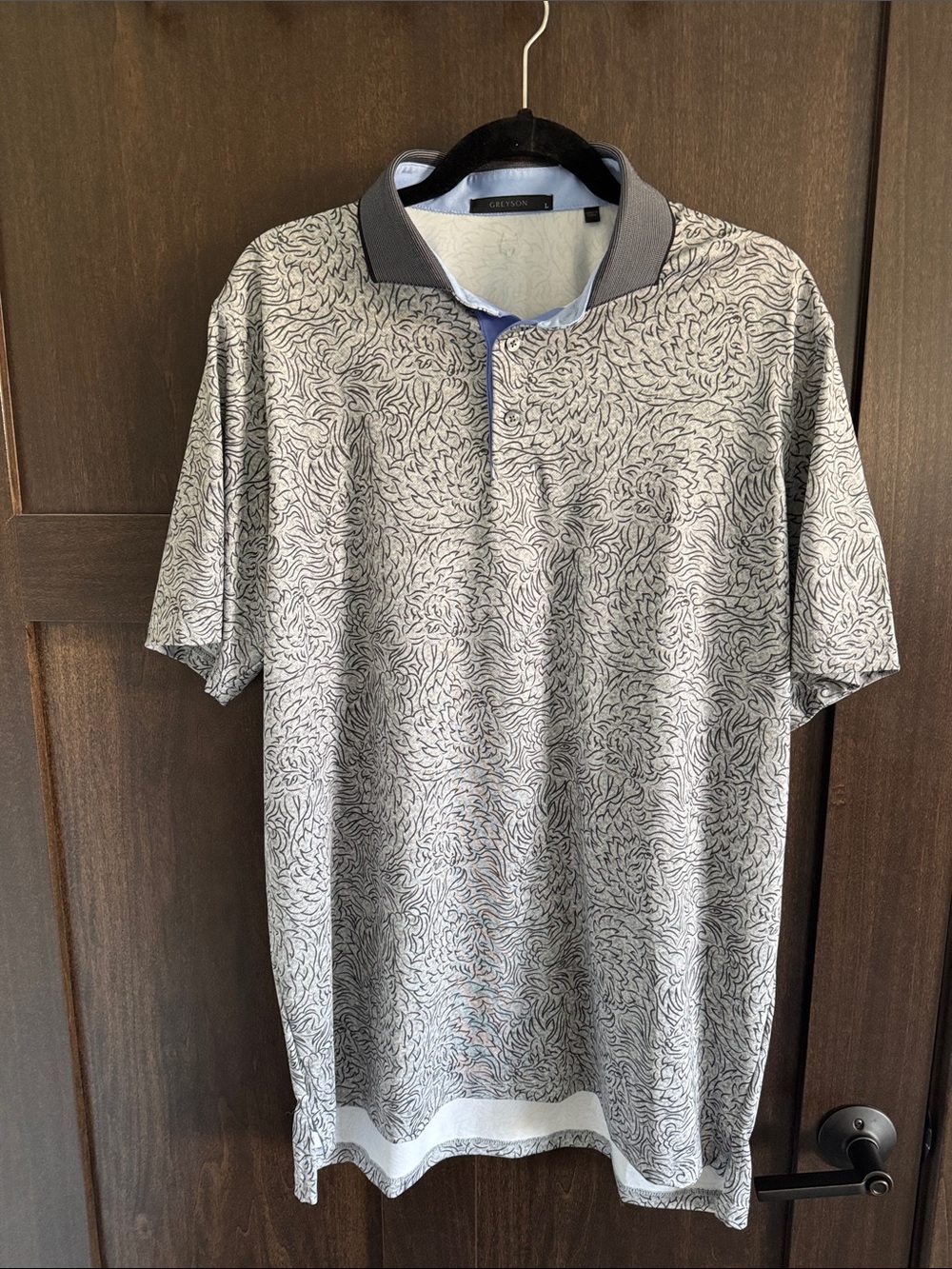 Greyson Men's Light Grey Patterned Polo with Dark Grey Collar